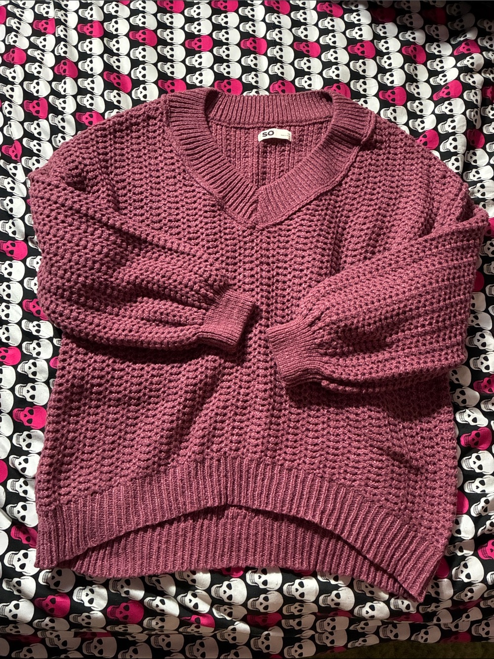 Pink v neck long sleeve sweater